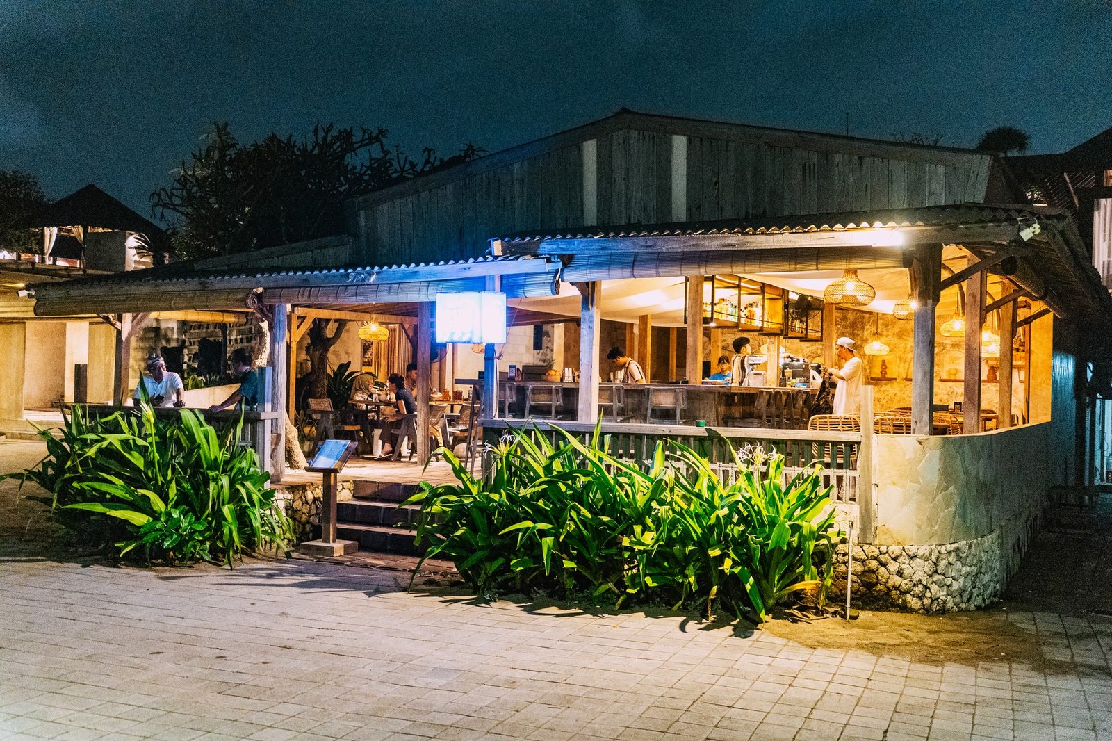 Potato Head Beach Club｜JOURNAL