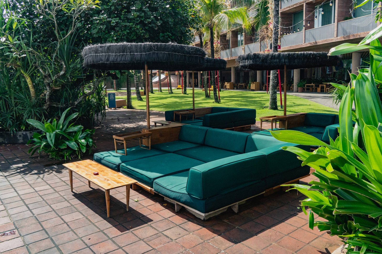 Potato Head Beach Club｜JOURNAL