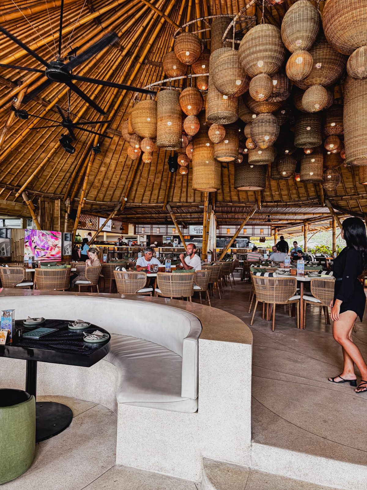 FINNS Beach Club｜JOURNAL