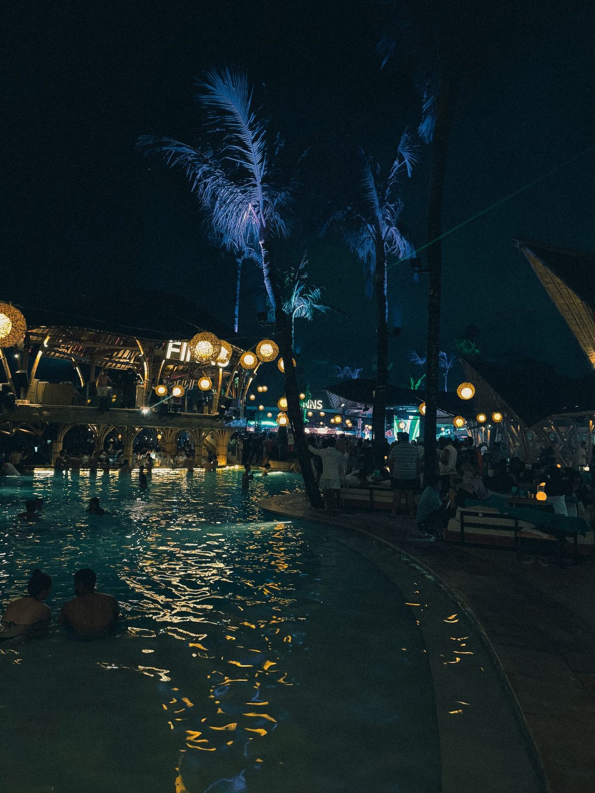 FINNS Beach Club｜JOURNAL