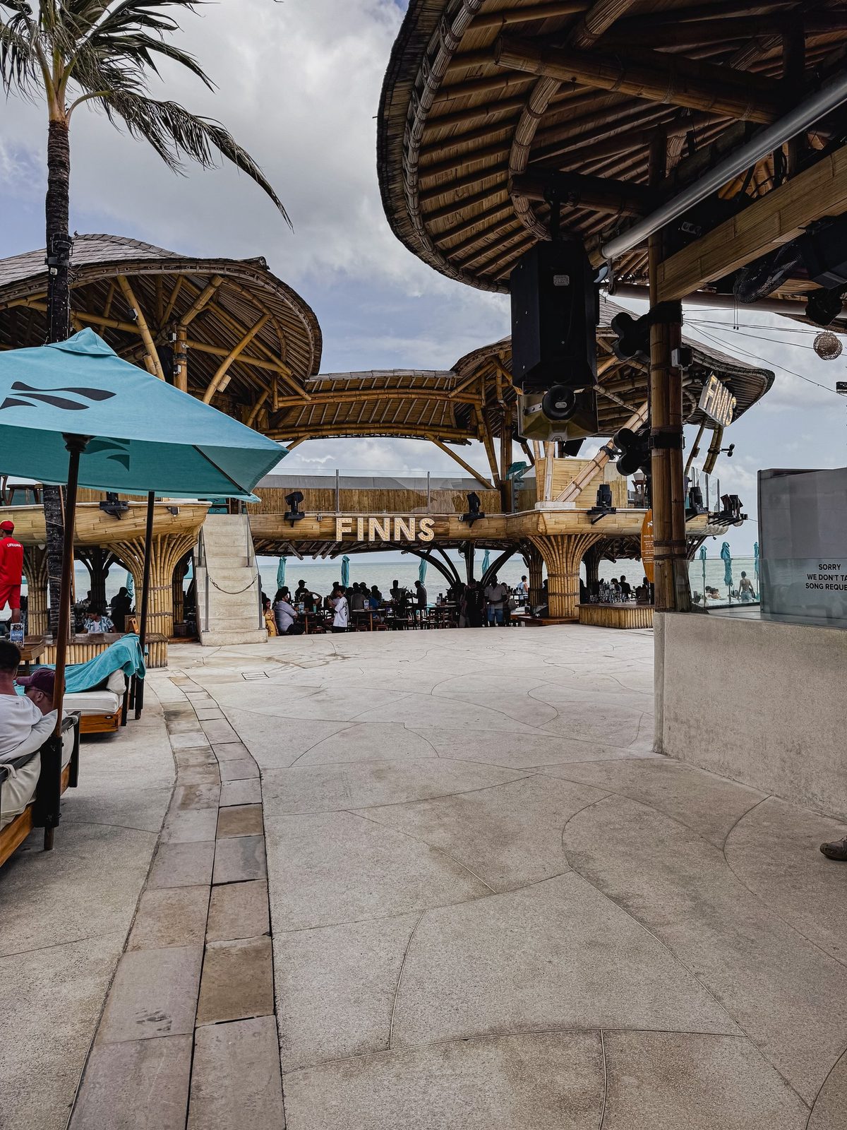FINNS Beach Club｜JOURNAL